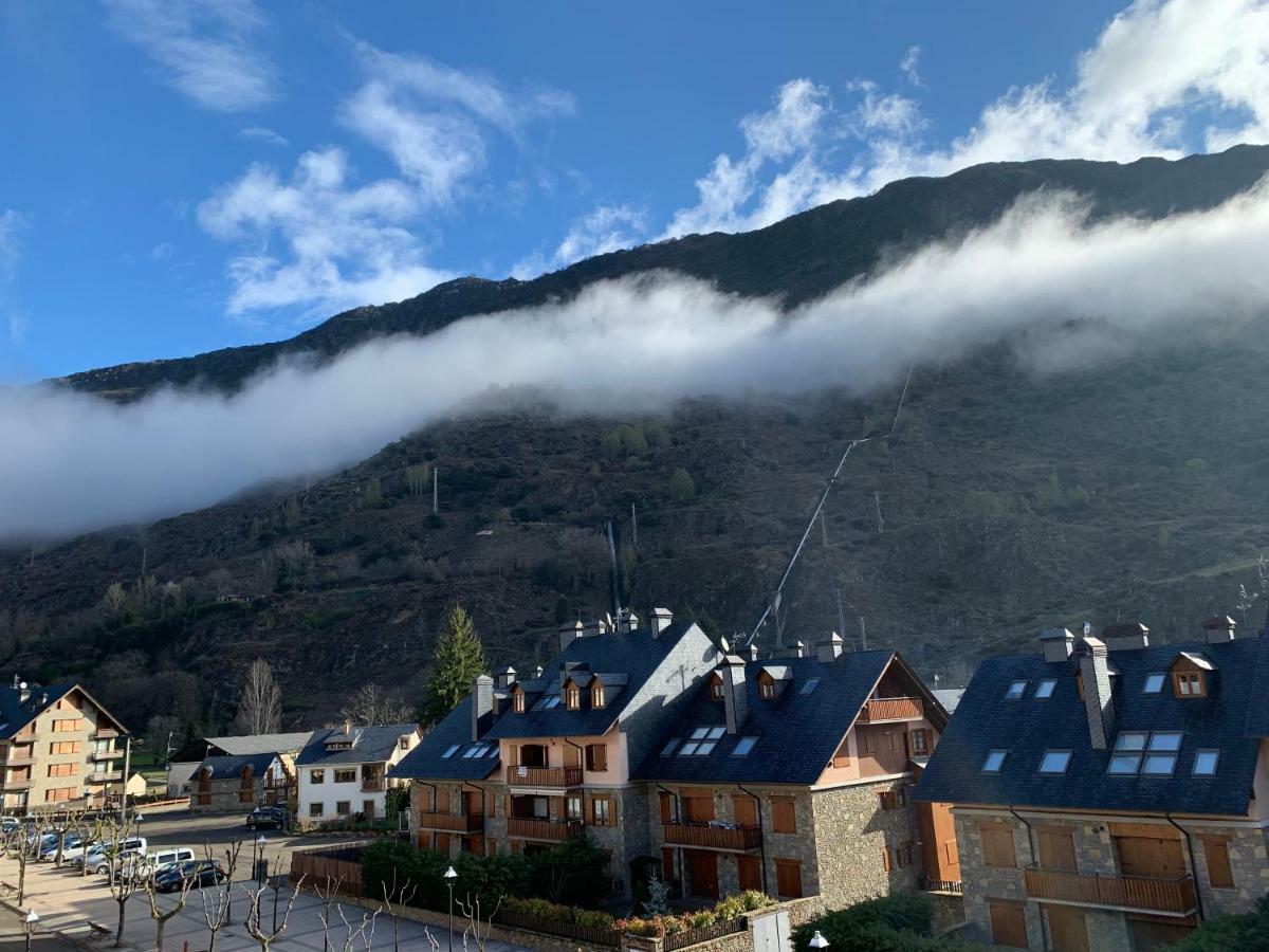 Les Ares Appartement Esterri d'Àneu Buitenkant foto